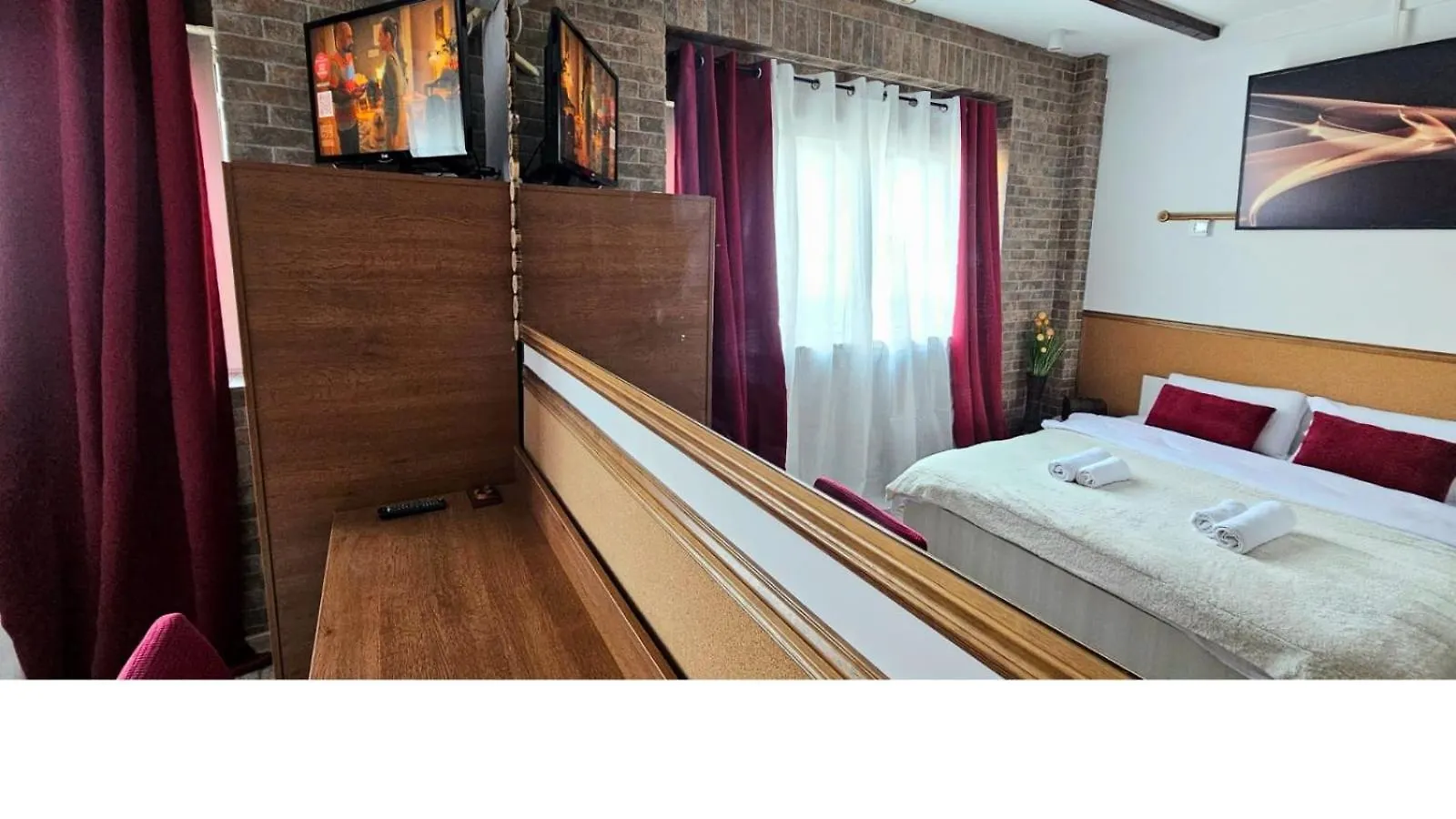 Tantra Studio 7 Nacu Universitate Bucarest 0*,  Roumanie