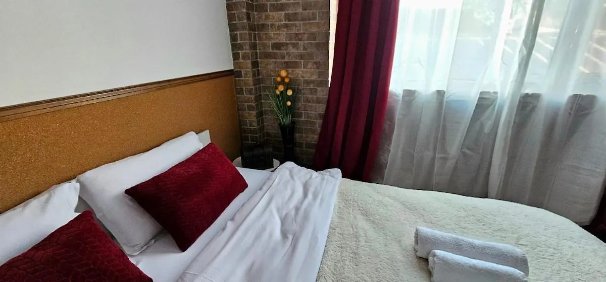 Tantra Studio 7 Nacu Universitate Bucarest
