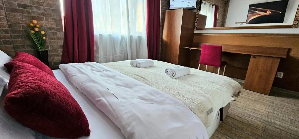 Tantra Studio 7 Nacu Universitate Bucarest Roumanie